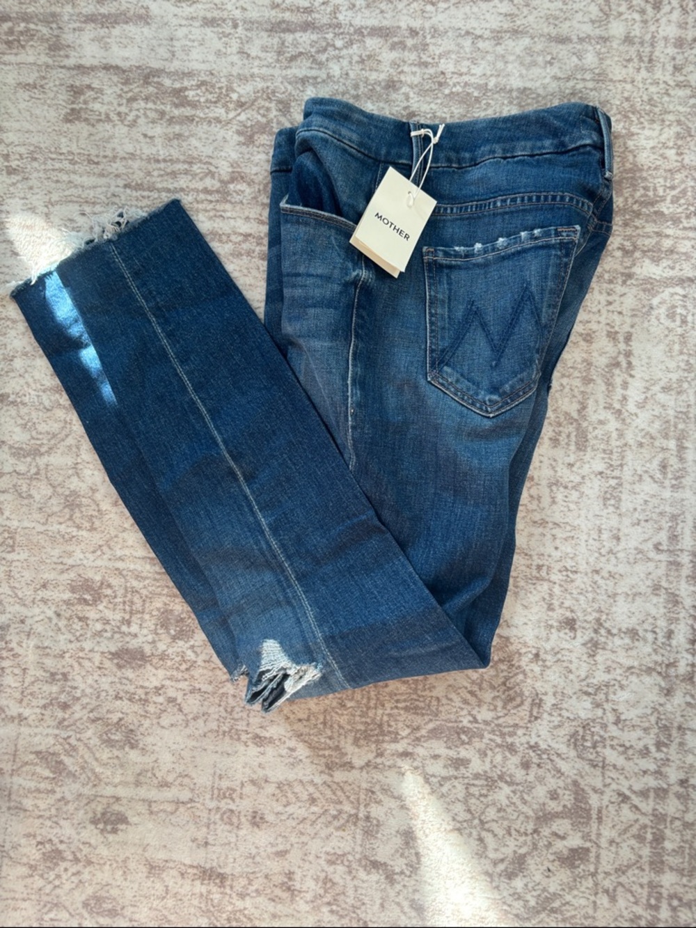 MOTHER High Waisted Looker Ankle Fray Jeans with Distressed Hem - NWT